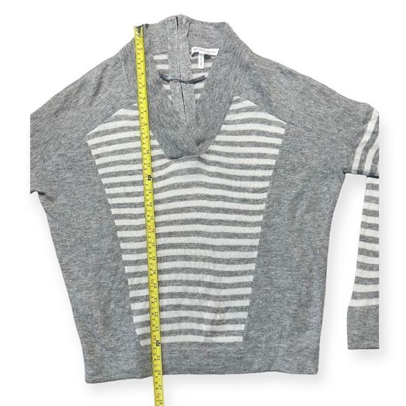 BCBGeneration Sweater Womens Small Wool Shawl Collar Academia Prep Gray Striped - Picture 7 of 11